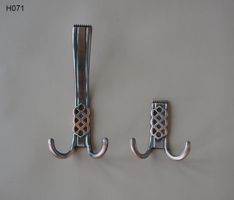 Simple  Traditional   Zamak alloy Coat  Hook 