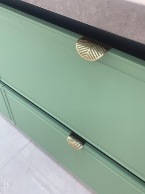 Luxury leaf design   Brass  Furniture knob  Cabinet Pull