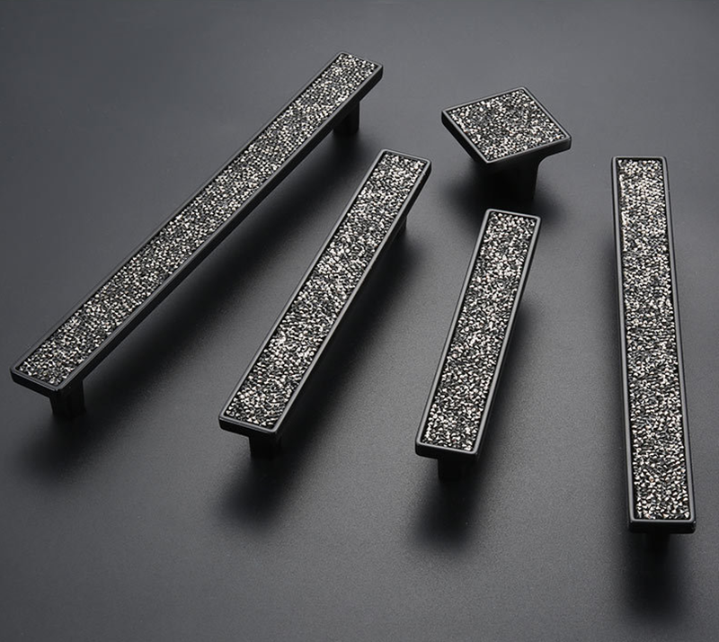 High quality Luxury  Crystal Zamak  cabinet pulls furniture handle in 2022