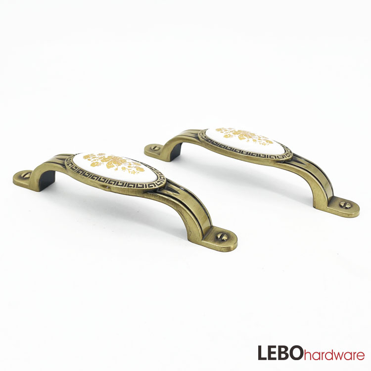 Retro style   Classic  Ceramic Porcelain Cabinet Pulls Door  Drawer Dresser  Furniture Handles   