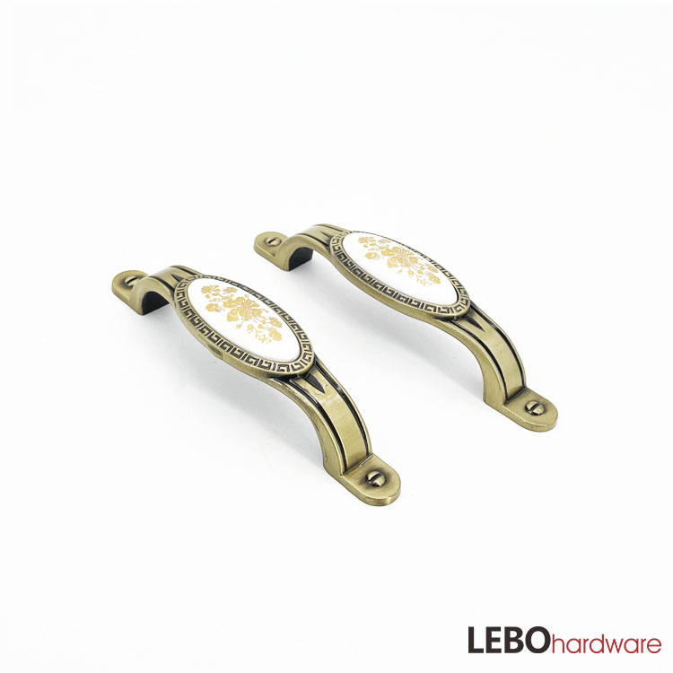 Retro style   Classic  Ceramic Porcelain Cabinet Pulls Door  Drawer Dresser  Furniture Handles   