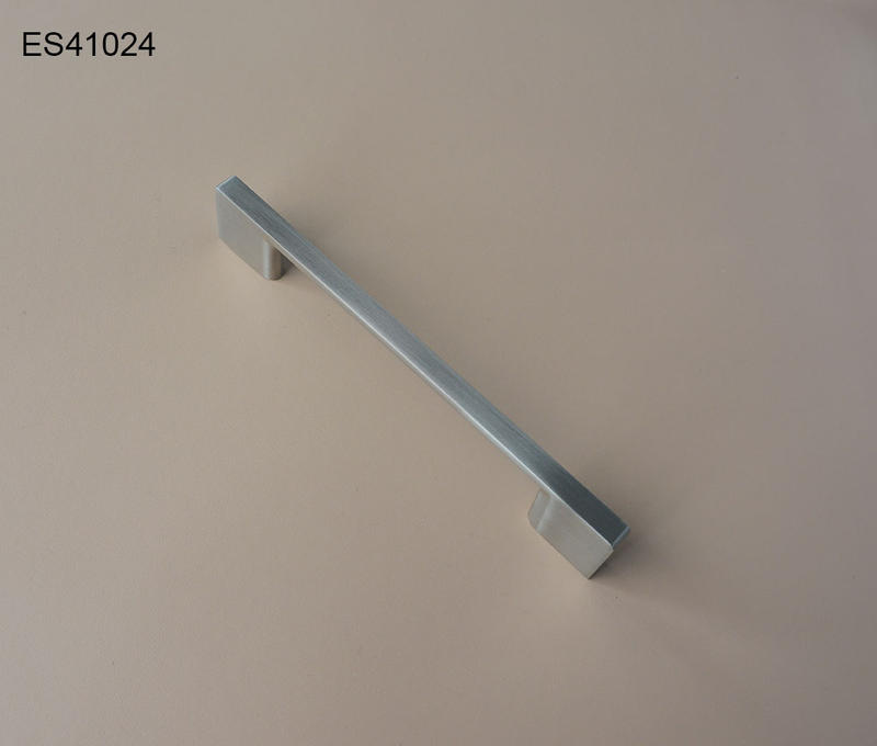 Traditional Classic  Slim Shape  Zamak  Cabinet Pulls Furniture Handle 
