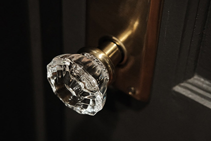 What is the difference in the quality of the crystal?