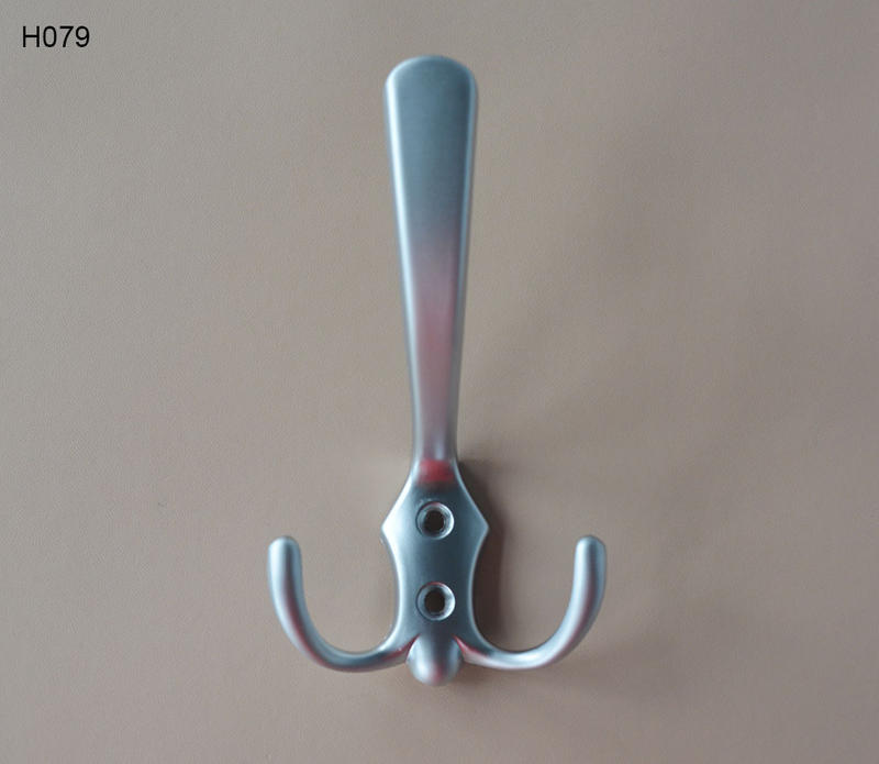 Simple Traditional Zamak Alloy Coat Hook 
