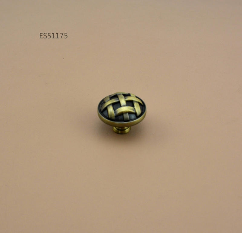 Retro style  Zamak  Furniture knob  Cabinet Pull
