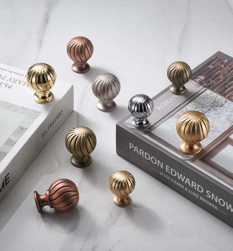 High Quality Classic Zamak kitchen drawer dresser cupboard cabinet pulls furniture handle in 2022